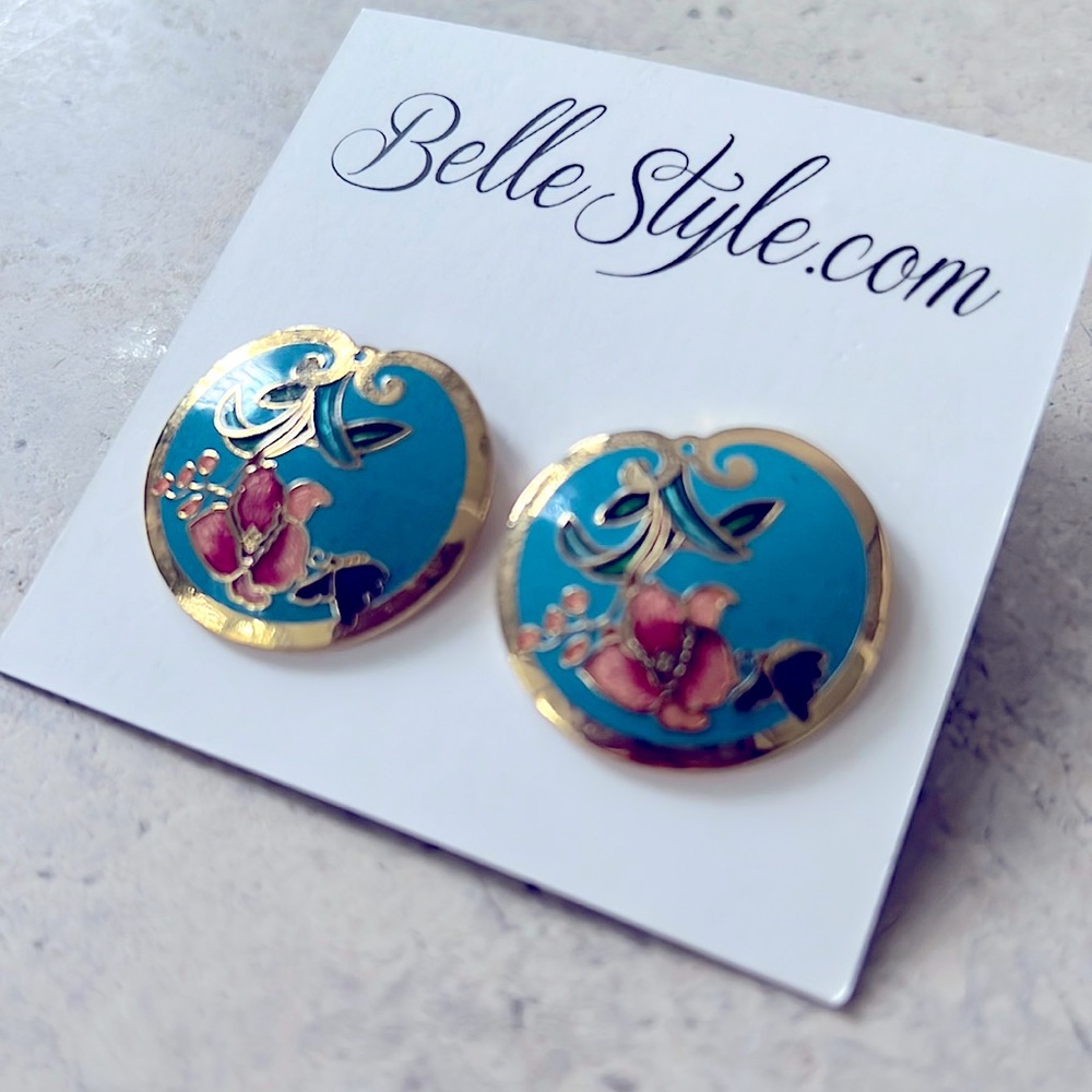 BelleStyle Vintage Floral Earrings